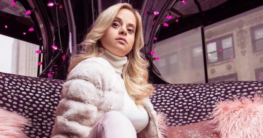 Victoria’s Secret: Το νέο της μοντέλο είναι η πανέμορφη Sofia Jirau με σύνδρομο Down