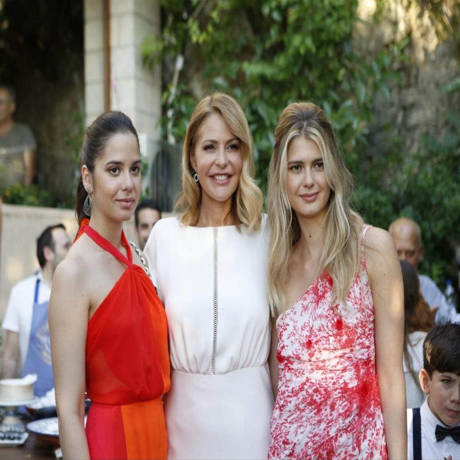 Τζένη Μπαλατσινού: Η δύσκολη εγκυμοσύνη, το τηλεφώνημα σε μοναχή στην Πάτμο και η σχέση με τον Βασίλη Κικίλια