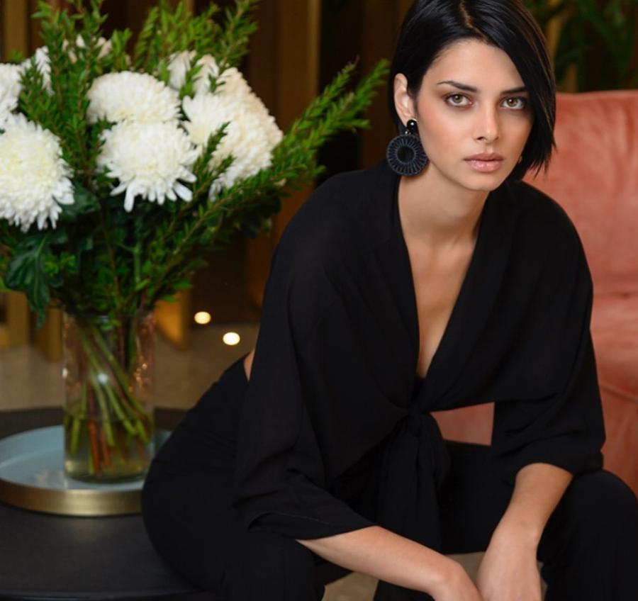 Άννα Μπεζάν: «Έτρωγα ξύλο από τον πατέρα μου, του έκανα μήνυση και έφυγα. Μεγάλωσα σε ορφανοτροφείο»