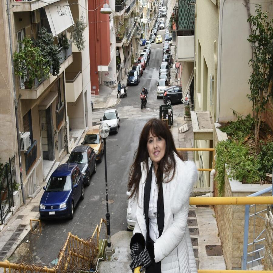 54χρονη Μαριλένα: Η πρώτη γυναίκα που κατάφερε να γίνει η πρώτη στην Ελλάδα με κυστική ίνωση και να ξεπεράσει κάθε όριο ζωής που της έδιναν