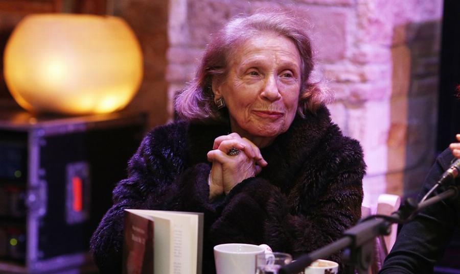 Μέλπω Ζαροκώστα: Η σκληρότητα του πατέρα της, το διαζύγιο λίγο πριν γεννήσει και οι 4 φορές που νίκησε τον καρκίνο