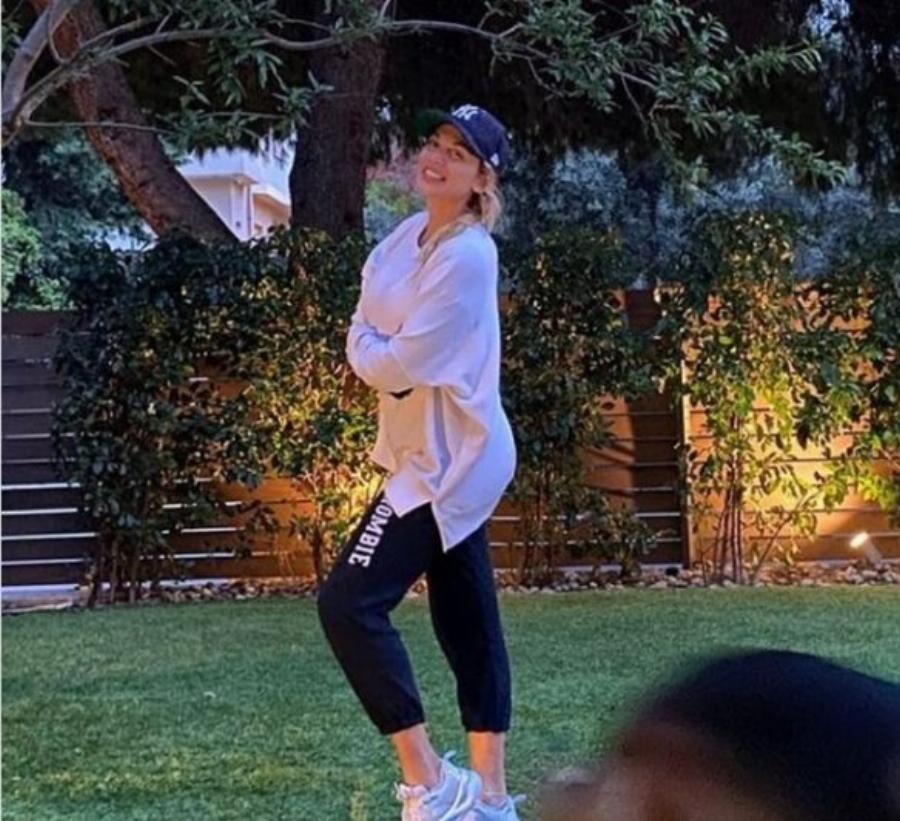 Κωνσταντίνα Σπυροπούλου: Γυμναστήριο στο σαλόνι και θέα στη θάλασσα – Φωτογραφίες από την πολυτελή μεζονέτα της στη Βούλα