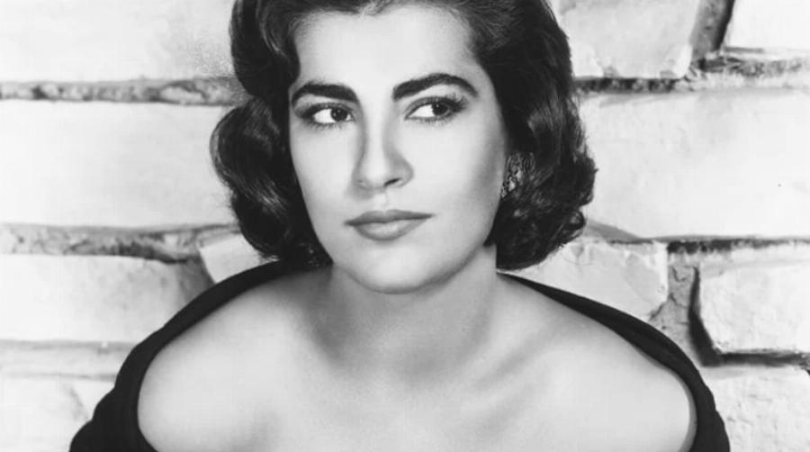 Ειρήνη Παπά: Το πάθος για τον Μάρλον Μπράντο, η κρυφή τους σχέση, ο χωρισμός και η τελευταία τους συνάντηση λίγο πριν τον θάνατο