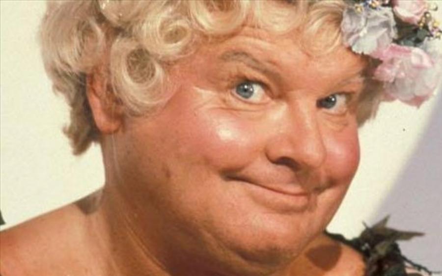 Μπένι Χιλ: Ο τσιγκούνης κωμικός που δέχθηκε κριτική από φεμινιστικές οργανώσεις – Το τέλος του και η παρακμή