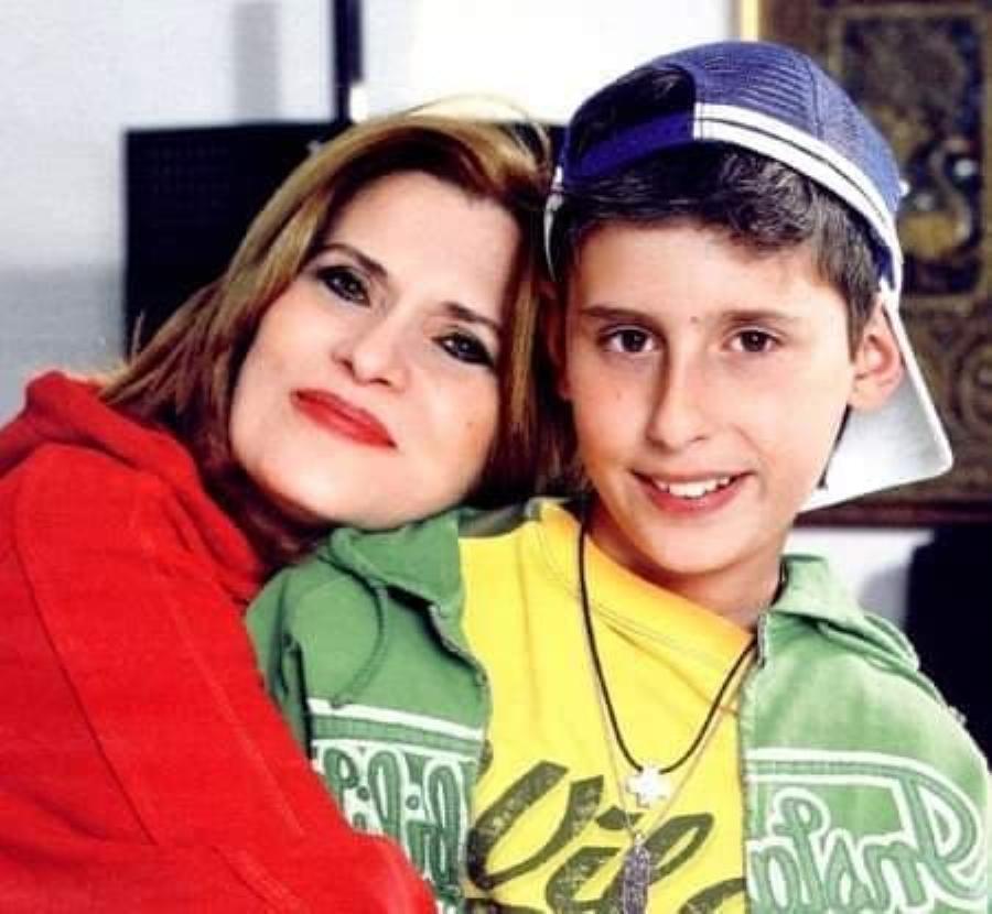 Πωλίνα: Η γυναίκα είδωλο της ποπ των 80s, το παιδί με άλλον άντρα ενώ ήταν παντρεμένη και οι οικονομικές δυσκολίες