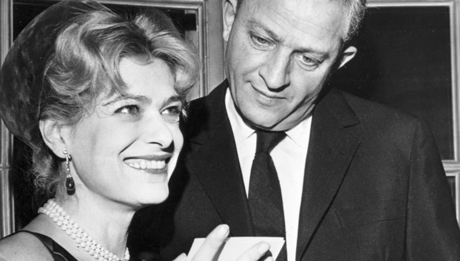 Αγάπη μέχρι το τέλος: 5 ζευγάρια διάσημων Ελλήνων που ο έρωτάς τους κράτησε, μέχρι να τους χωρίσει ο θάνατος