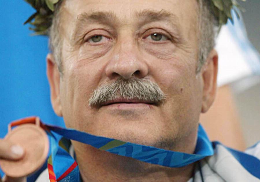 Έφυγε από την ζωή ο Παραολυμπιονίκης Χρήστος Αγγουράκης, ο μοναδικός Έλληνας που συμμετείχε σε επτά Παραολυμπιακούς Αγώνες