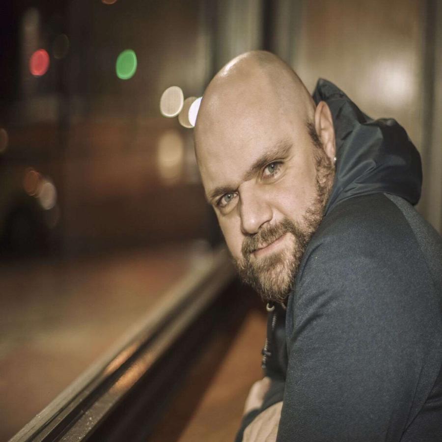 Μάκης Παπαδημητρίου: Τα εξώδικα στον ηθοποιό, οι αποκαλύψεις για τα Μαύρα Μεσάνυχτα, το μπόουλινκ και τα βραβεία υποκριτικής