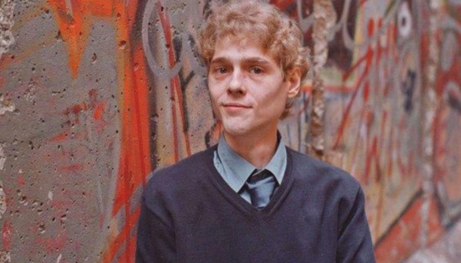 Το αγόρι που μεγάλωσε σαν κορίτσι: Τα τραγικά ιατρικά λάθη, η κατάθλιψη, ο δίδυμος αδερφός και το δραματικό τέλος