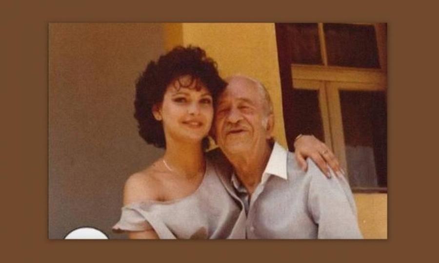 Βανέσα Τζελβέ: Η αρχή στα 17, εκείνο που δεν της συγχώρησε η μητέρα της, ο “πατέρας” της Βέγγος και ο λόγος που παράτησε την καριέρα της