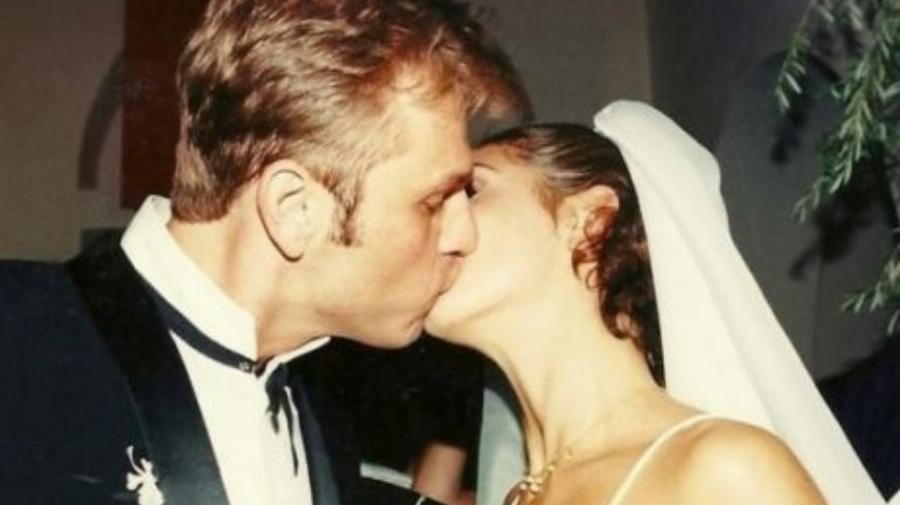 Απόστολος Γκλέτσος: Το τροχαίο ατύχημα, ο γάμος για πλάκα με την Λυκουρέζου και η πανέμορφη κόρη του