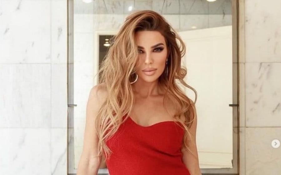 Κέλλυ Κελεκίδου: Οι δυσκολίες στον γάμο της, η μετανάστευση στην Αυστραλία και η διπλή τραγική απώλεια