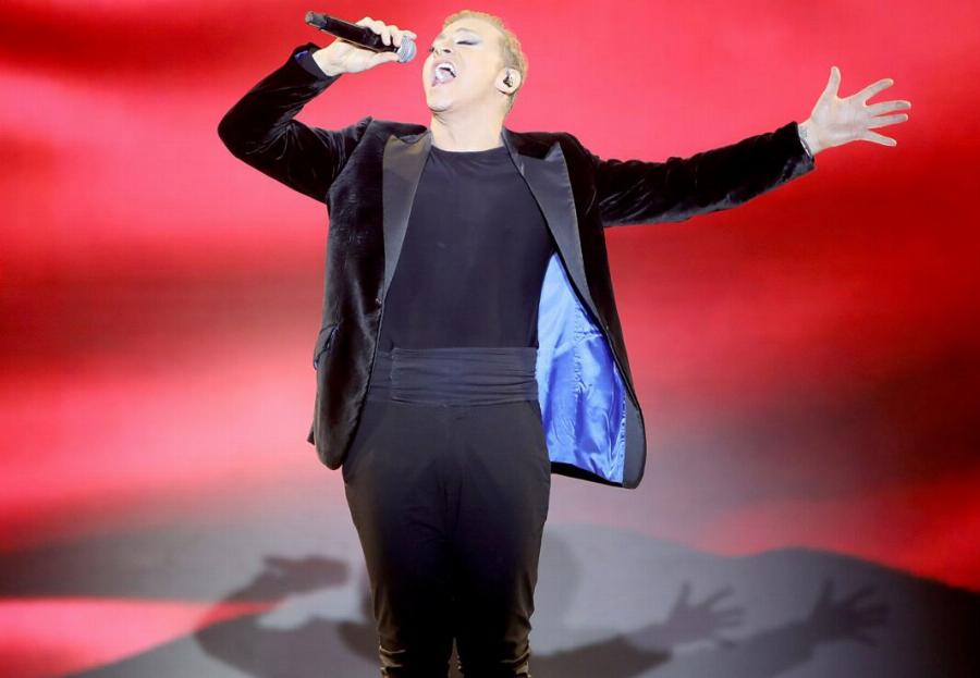 Τάκης Ζαχαράτος: Ο φοβερός μίμος, η αυστηρότητα από τους γονείς, η τραυματική εμπειρία με το αμάξι και η ψυχοθεραπεία