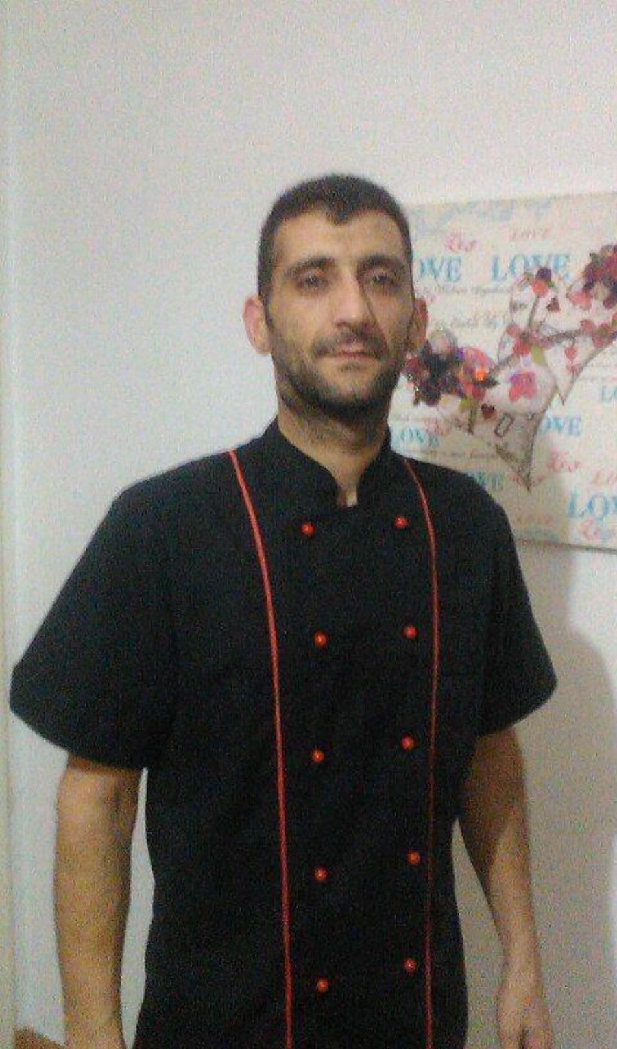 Έλληνας μετανάστης: Ξεσπά σε κλάμματα αποκαλύπτοντας το τι πέρασε στην Γερμανία εξαιτίας Ελλήνων εργοδοτών