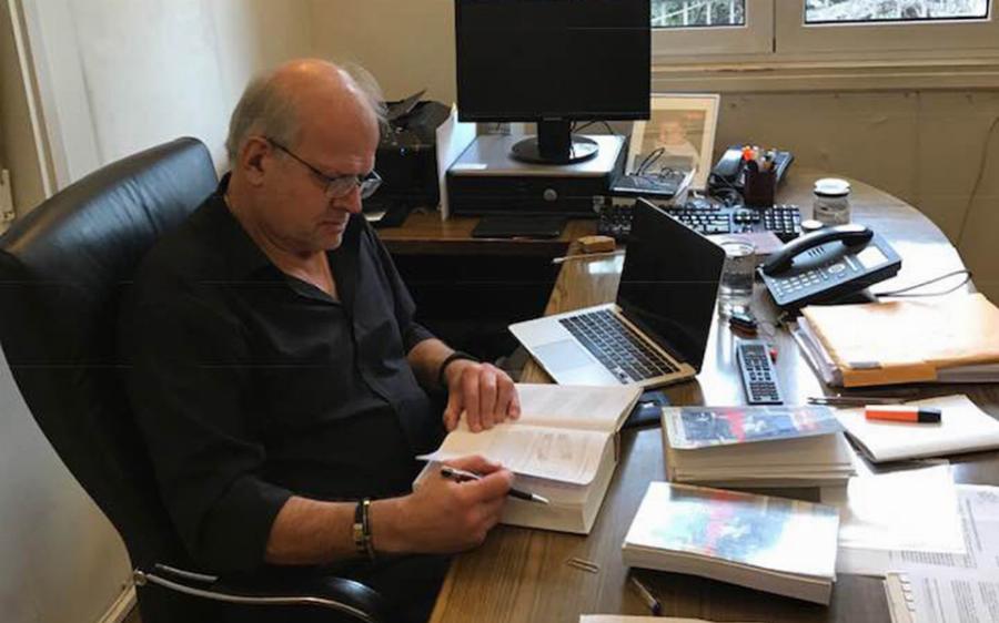 Άκης Τσελέντης: Η νέα δημοσίευση για το περιστατικό με τον καθηγητή στο Ίλιον και οι εξηγήσεις