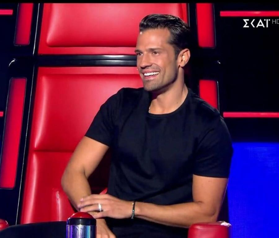 Έτρεχαν να τον μαζέψουν: Το επικό τσιφτετέλι ενός παππού πάνω στην πίστα με τον Κωνσταντίνο Αργυρό