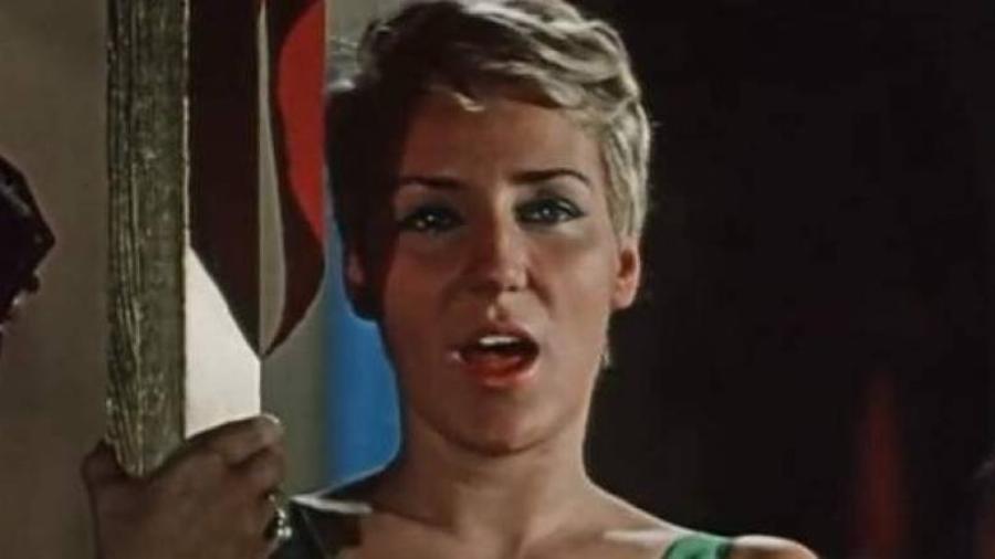 Μπέμπα Μπλανς: Η έντονη ζωή της λαϊκής ντίβας, ο περιορισμός στο σπίτι και το σκληρό τέλος