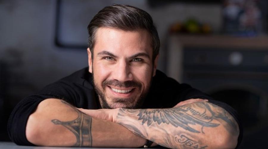 Άκης Πετρετζίκης: Πρόγραμμα διατροφής 14 ημερών για να χάσεις γρήγορα βάρος, χωρίς να πεινάς