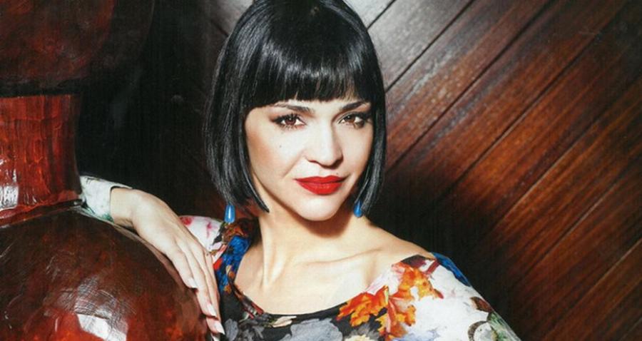 Νικολέτα Καρρά: Η φιλολογία, το διαζύγιο, η καριέρα στην τηλεόραση, ο χορός και το άψογο κορμί