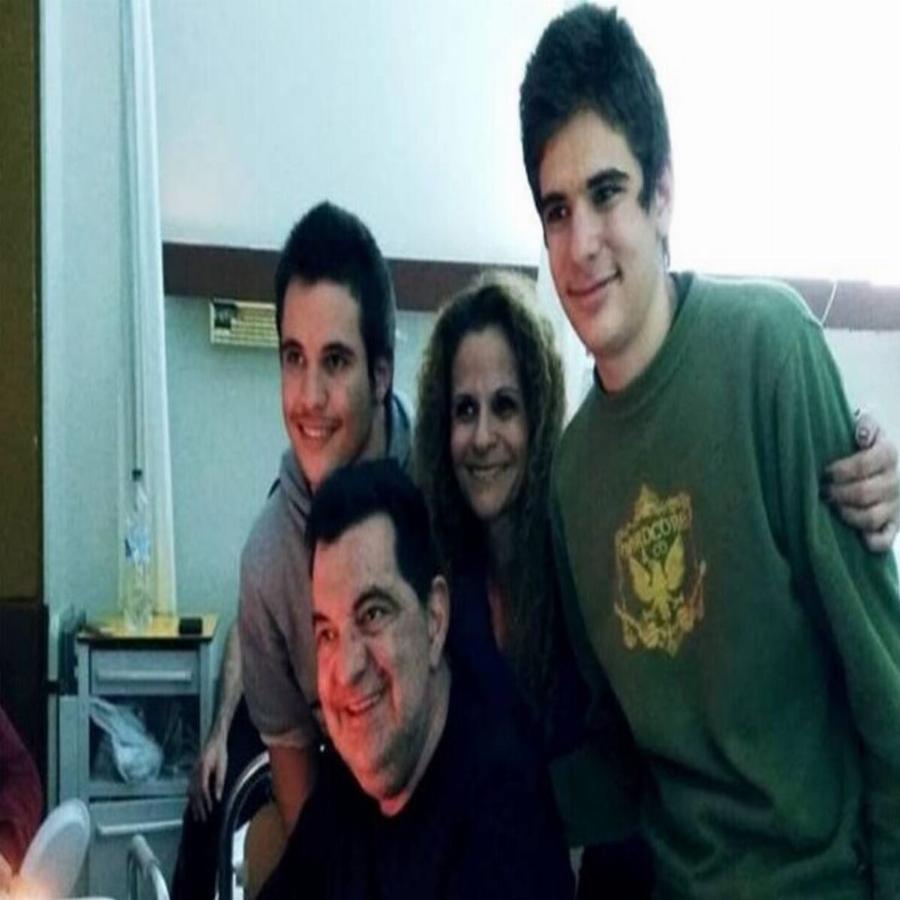 Κώστας Ευριπιώτης: Ο ερωτάς του με τη Ρίτα Σακελλαρίου, η μάχη με τον καρκίνο, η εγχείρηση στο κεφάλι και ο άδοξος θάνατος στο νοσοκομείο