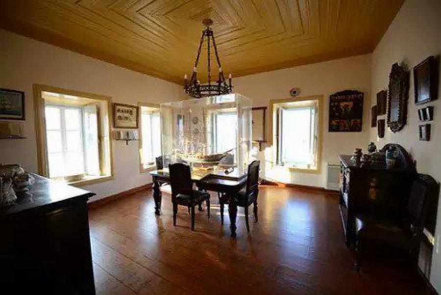 Λασκαρίνα Μπουμπουλίνα:  Η γέννηση στη φυλακή, οι 2 γάμοι, η περιουσία που δώρισε στην επανάσταση και ο άδικος θάνατος της