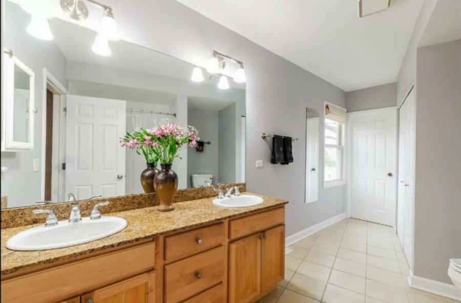 Σπίτι-Πίτα: Το πιο στενό σπίτι στον κόσμο – Έχει ελάχιστο πλάτος 1 μέτρο, όμως το εσωτερικό του είναι ευρύχωρο και πολυτελές