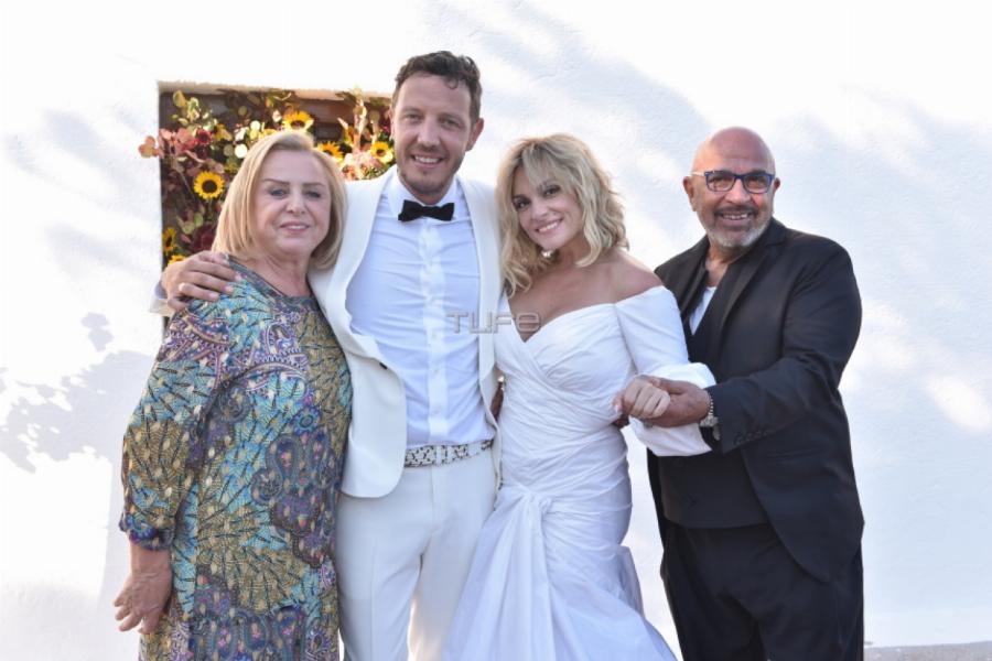 Ελεονώρα Ζουγανέλη: Η απώλεια 60 κιλών, η σχέση με τον πατέρα της, ο υπέρλαμπρος γάμος και το υπέροχο σπίτι στην πλατεία Μαβίλης