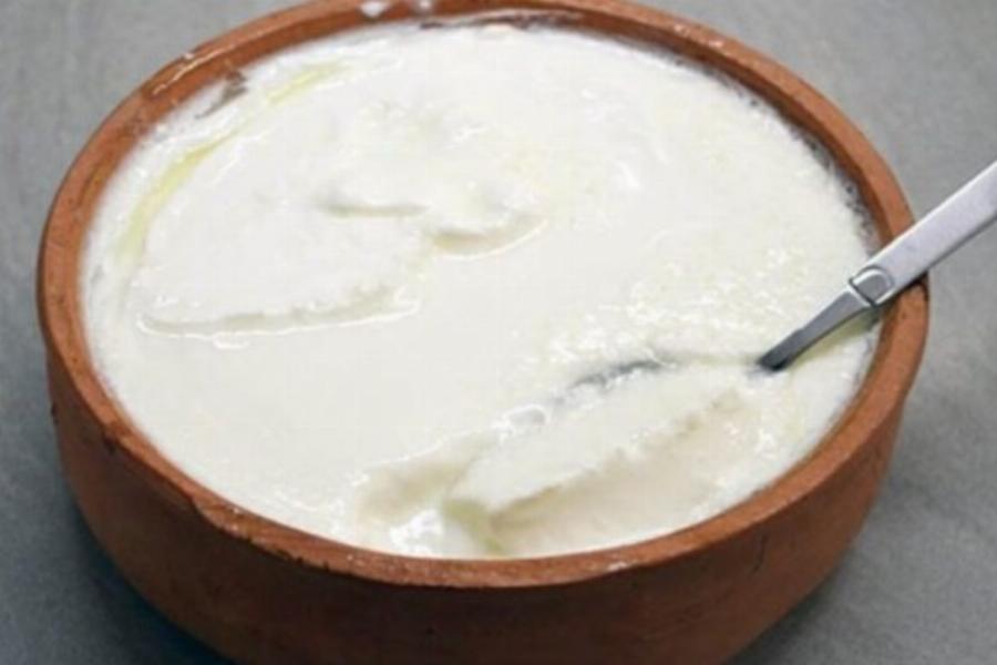 Ληγμένο γιαούρτι: Ποιες είναι οι 3 φανταστικές χρήσεις του, που δεν φανταζόσασταν