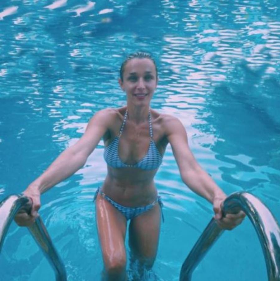 Κάτια Ζυγούλη: Αψεγάδιαστο σώμα μετά από τέσσερις γέννες και σε ηλικία 43 ετών