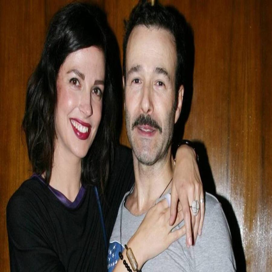 Θανάσης Ευθυμιάδης: Η αδημοσίευτη φωτογραφία με την πανέμορφη σύζυγό του και η απίστευτη αλλαγή στην εμφάνισή τους