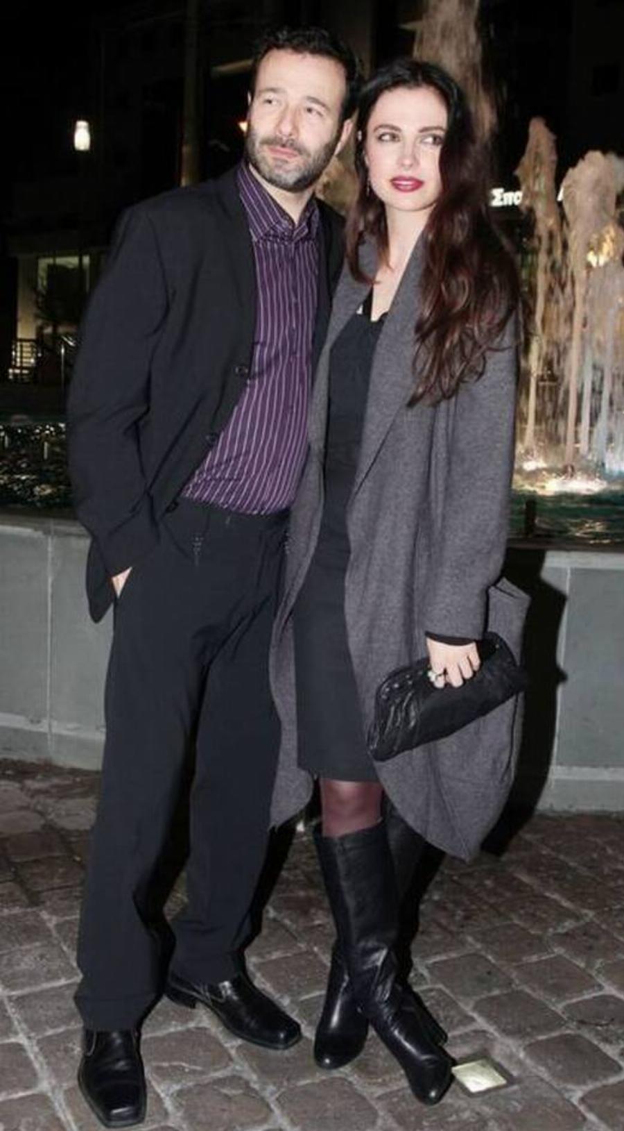 Θανάσης Ευθυμιάδης: Η αδημοσίευτη φωτογραφία με την πανέμορφη σύζυγό του και η απίστευτη αλλαγή στην εμφάνισή τους