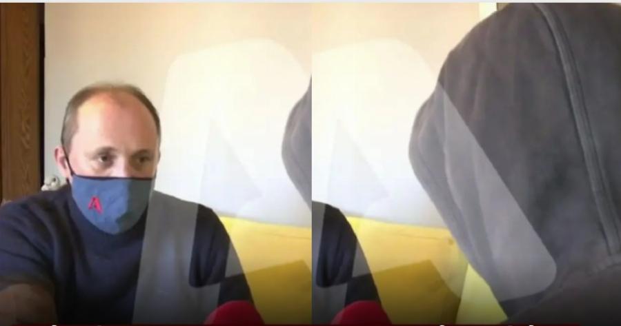 «Λυπάμαι για όλα. Έχω μετανιώσει»: Τα λόγια του 20χρονου που παραδόθηκε προς τους γονείς του Άλκη