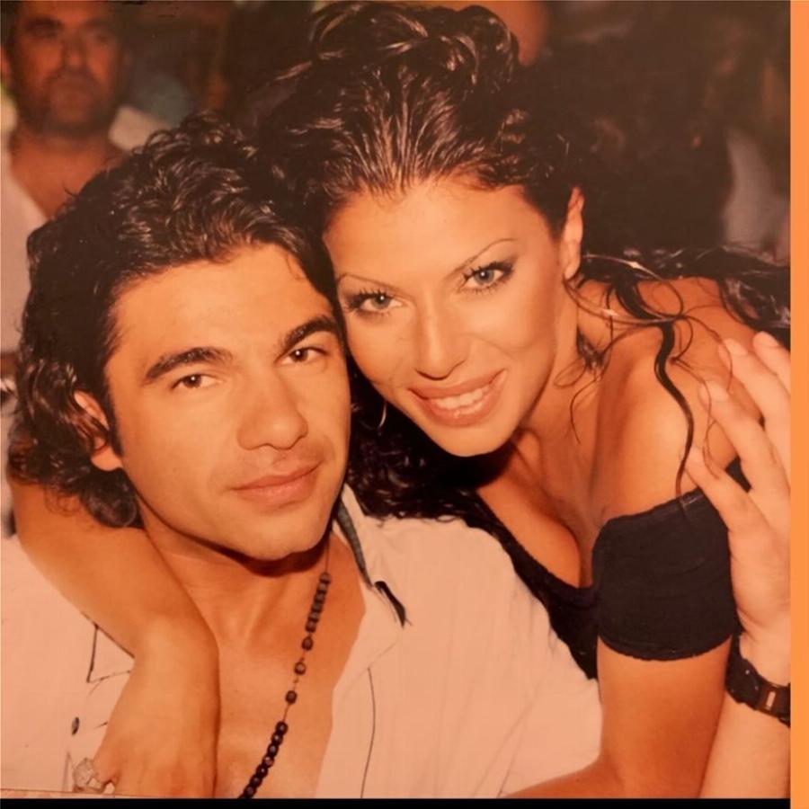 Κέλλυ Κελεκίδου: Οι δυσκολίες στον γάμο της, η μετανάστευση στην Αυστραλία και η διπλή τραγική απώλεια