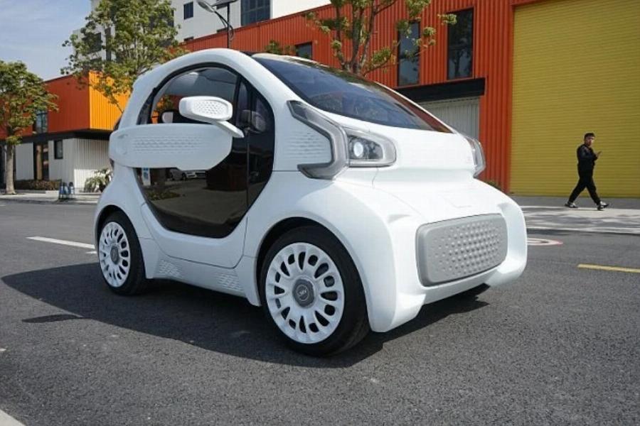 Ηλεκτρικό αυτοκίνητο: Κοστίζει 8.500€, δημιουργείται σε 3 ημέρες και ταξιδεύει 1500 χιλιόμετρα με ένα μόνο γέμισμα