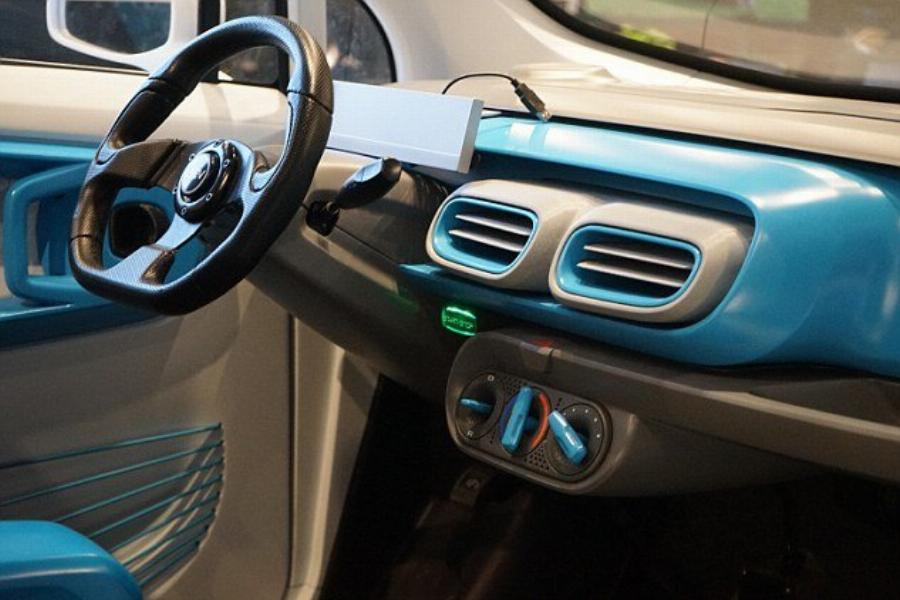 Ηλεκτρικό αυτοκίνητο: Κοστίζει 8.500€, δημιουργείται σε 3 ημέρες και ταξιδεύει 1500 χιλιόμετρα με ένα μόνο γέμισμα