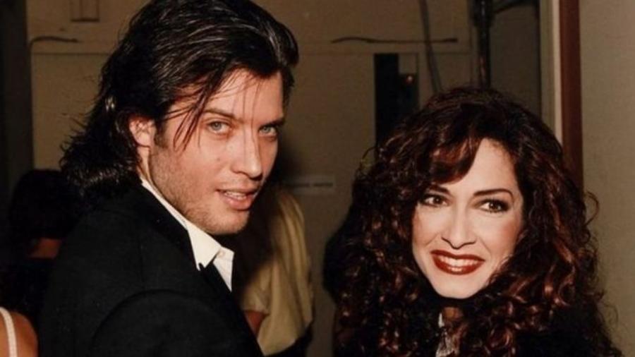 Λάμπης Λιβιεράτος: Η αυτοκτονία που τον τσάκισε, ο χωρισμός με την Εύη Αδάμ, η απόφαση για το ψυχιατρείο και η νέα κούκλα σύντροφος