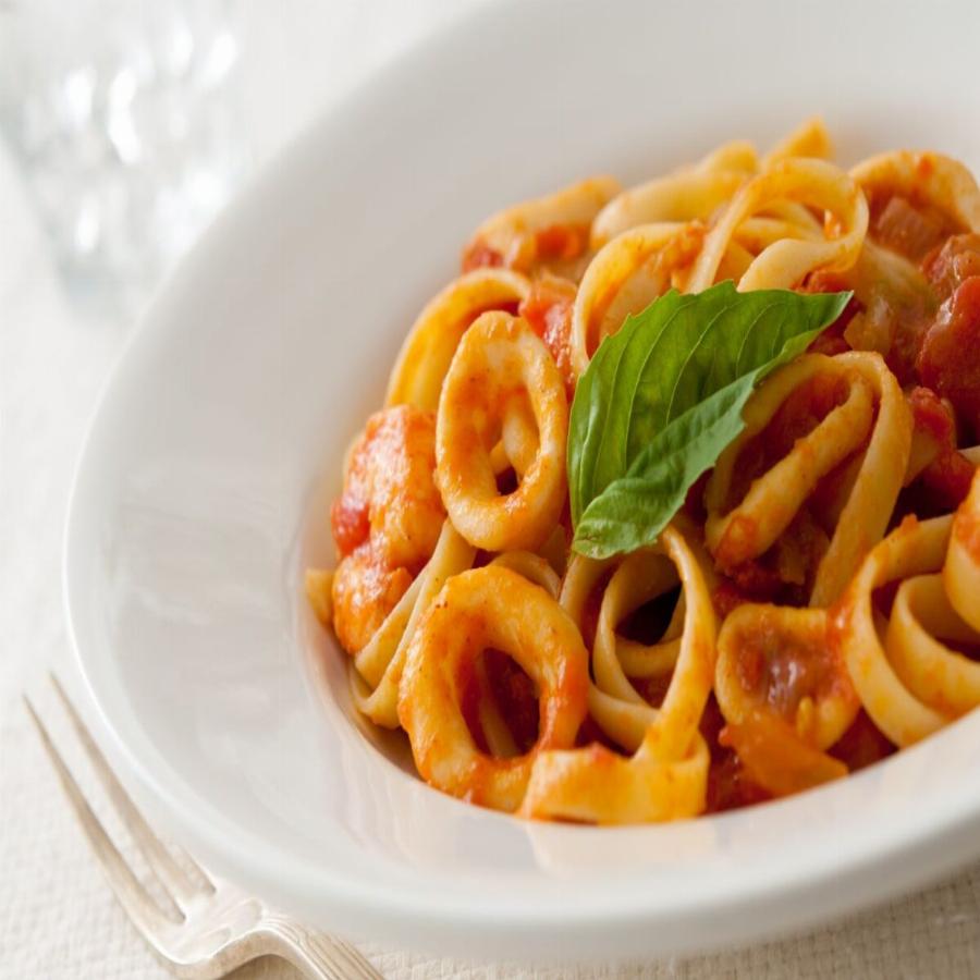 Δείπνο για δύο: Ο έρωτας περνάει από το στομάχι με αυτό το πλήρες μενού για την ημέρα του Αγίου Βαλεντίνου