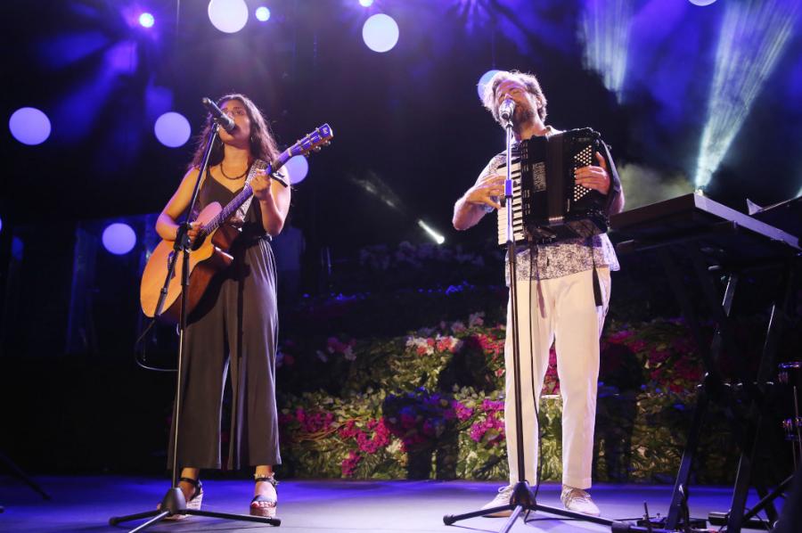 Μαρίνα Σπανού: Η κόρη του Χρήστου Σπανού μεγάλωσε έγινε 19 χρονών, ασχολείται με το τραγούδι και μαγεύει με τη φωνή της