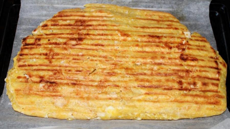 Κάνει θραύση στο Tik Tok: Τυρόπιτα στην τοστιέρα έτοιμη σε λίγα λεπτά