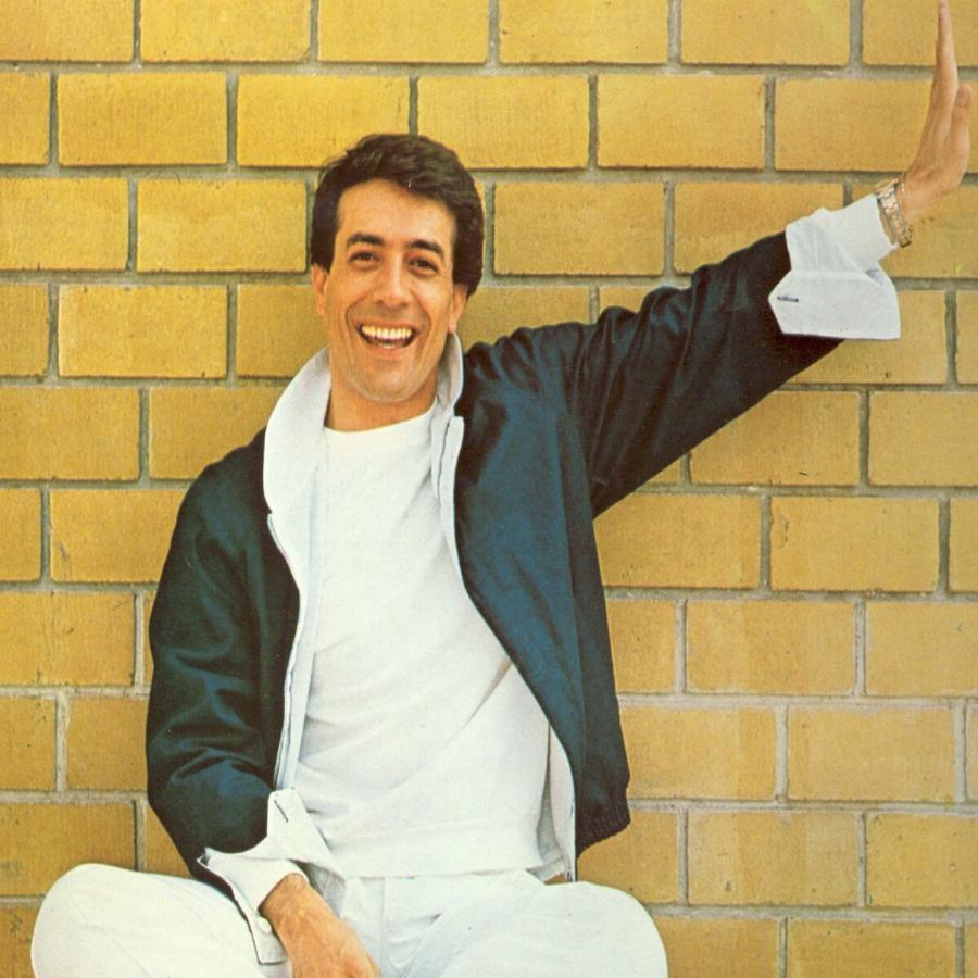 Δάκης: Το καλλιτεχνικό του όνομα, η ερωτική σχέση με την Μαργαρίτα Μπρόγιερ, οι φήμες για κόρη, ο όγκος και οι 6 μήνες ζωής