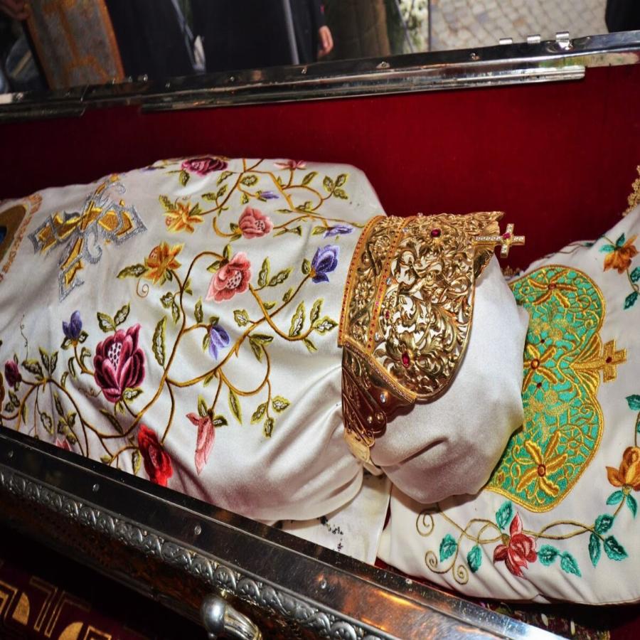 Οσία Παρασκευή η επιβατηνή: Μια αναδρομή στα θαύματα της