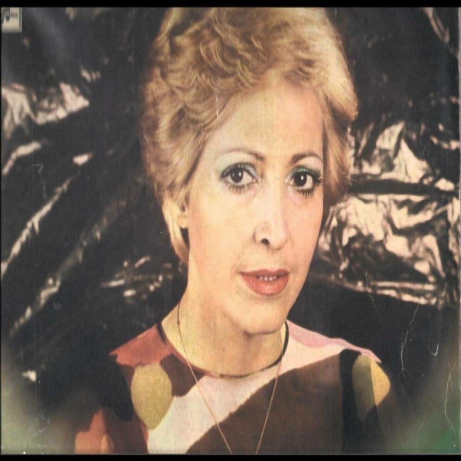 Ελληνίδες Διάσημες: 14 Ελληνίδες μαμάδες που απέκτησαν παιδί μέσω υιοθεσίας