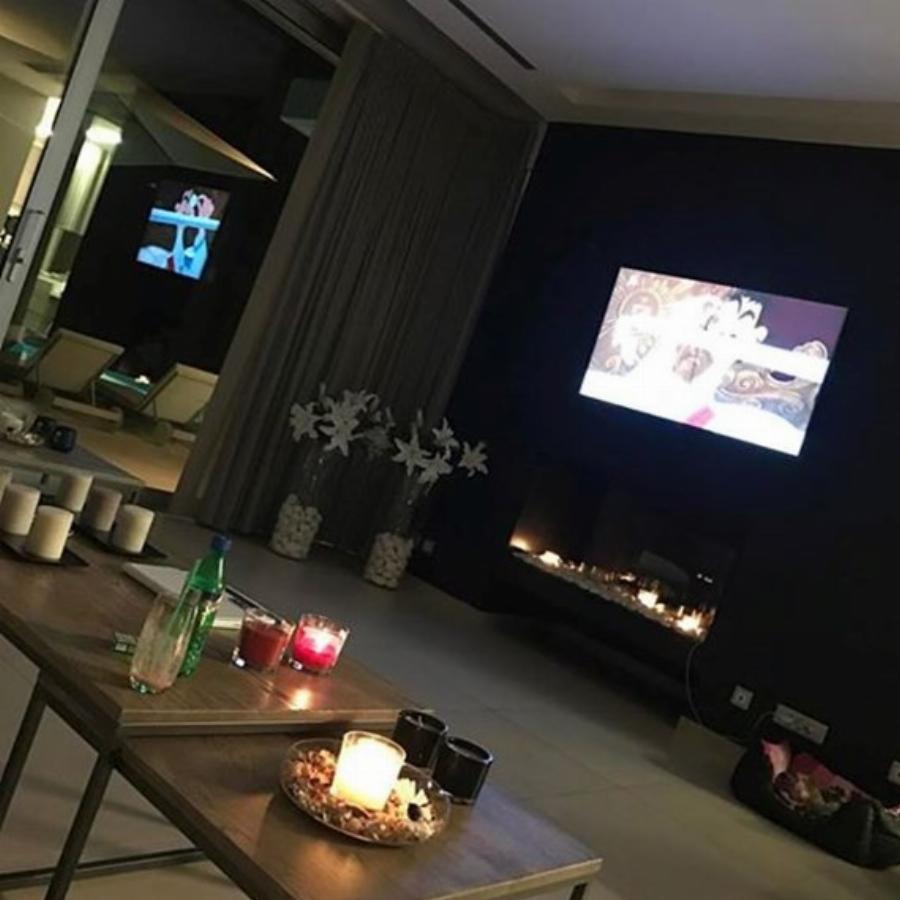 Βίλα βγαλμένη από παραμύθι:  Το υπερπολυτελές σπίτι του Μένιου Φουρθιώτη με τις δύο πισίνες και τον τεράστιο κήπο