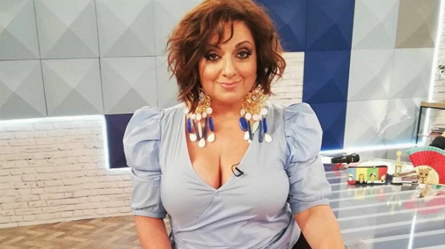 Σοφία Μουτίδου: Η άγνωστη σχέση με ομοφυλόφιλο, η αυτοκτονία του άντρα της και ο λόγος που δε βάπτισε το παιδί της