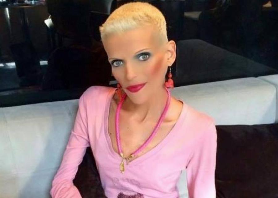 Νανά Καραγιάννη: Ο Γολγοθάς με την ανορεξία, ο γάμος, το μοναχικό τέλος και η κληρονομιά που άφησε στην φίλη της