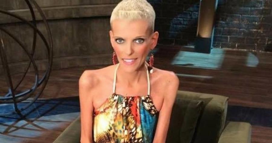 Νανά Καραγιάννη: Το οδυνηρό διαζύγιο, η μάχη με τη νευρική ανορεξία, το μοναχικό τέλος και το πρόσωπο που κληρονόμησε την περιουσία της