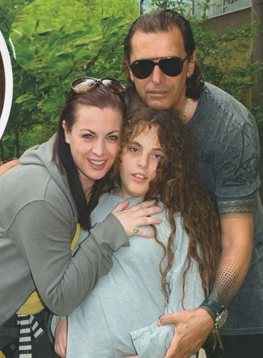 Νένα Χρονοπούλου: «Έχω δει σημάδια κακοποίησης στο παιδί μου. Το πήρα το παιδί από εκείνο το κέντρο»