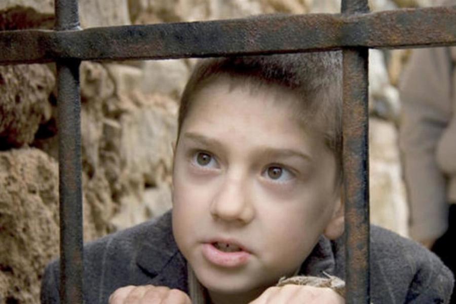 Μάνος Τσαγκαράκης: Ο Δημητράκης από το «Νησί» μεγάλωσε και παίζει στον «Σασμό» έναν αγαπημένο ρόλο