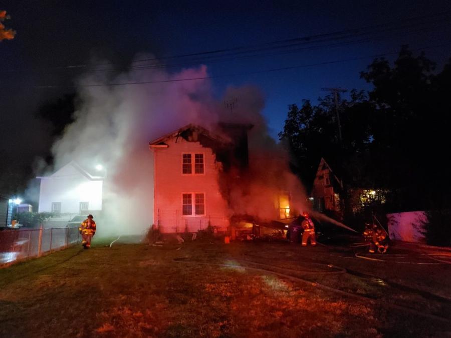 Πάτρα: 34χρονος άνδρας ξυλοκόπησε βάναυσα τη γυναίκα του – Έβαλε φωτιά στο σπίτι ενώ ήταν μέσα το παιδί τους