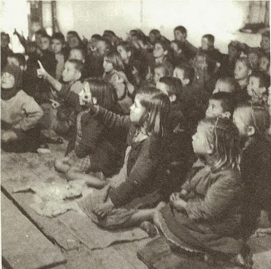 Ελληνικά σχολεία: Σπάνιες φωτογραφίες από το παρελθόν, μέσα από ένα αδημοσίευτο φωτογραφικό πρότζεκτ